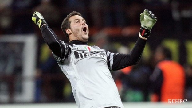 Жулио Сезар под въпрос за мача с Тотнъм