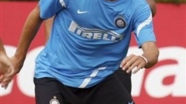 Форлан: Не съм стар за Интер