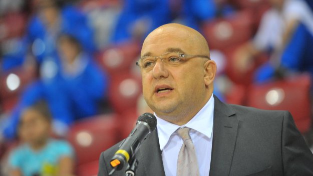 Красен Кралев със специален поздрав за момичетата от ансамбъла