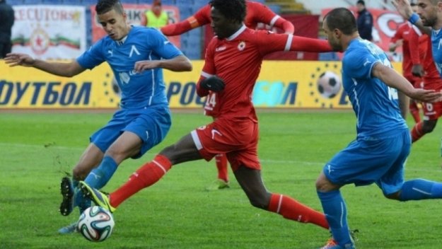 Мъри Стоилов отмъква Косоко от ЦСКА