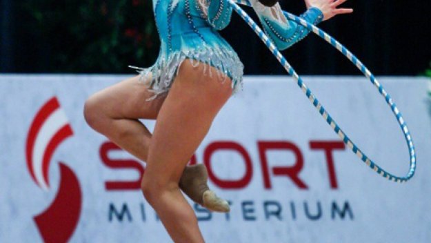 Родните грации отпаднаха на топка и обръч във Франция