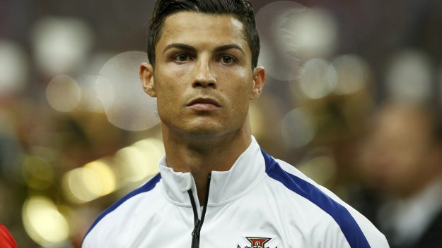 Роналдо донесе драматична победа на Португалия