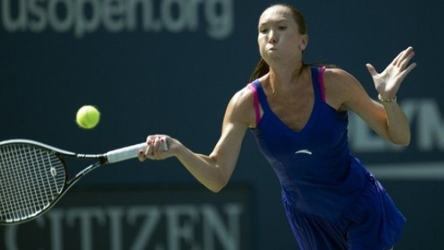 Янкович и Кузнецова с измъчени победи на старта на US Open