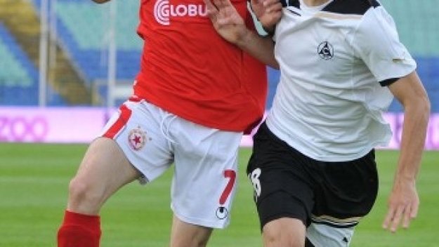 Висла прати скаут заради Делев и Бандаловски в София