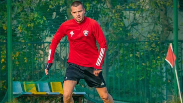 Алекс Колев: Футболът без фенове няма заряд, Стойчо Младенов е страхотен треньор