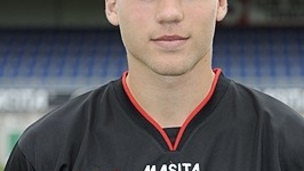 Племенникът на Денис Бергкамп заигра в Брайтън