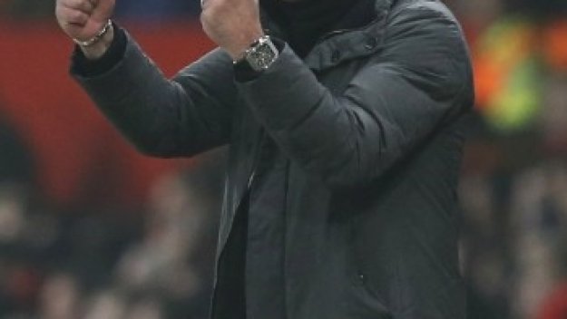 “АС”: Моуриньо може и да остане