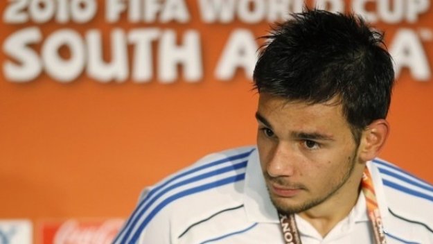 Парма привлече Сотирис Нинис