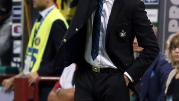 Страма: Спадът е психологически, не технически