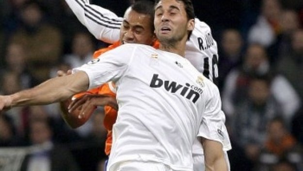 Арбелоа отново титуляр