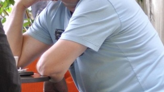 Тодор Батков дължи пари на Мъри