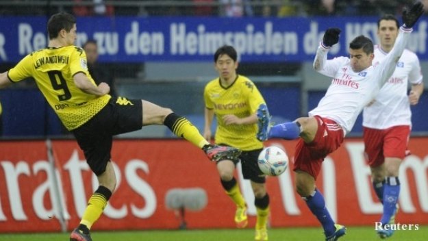 Борусия Дортмунд впечатляващо догони Байерн