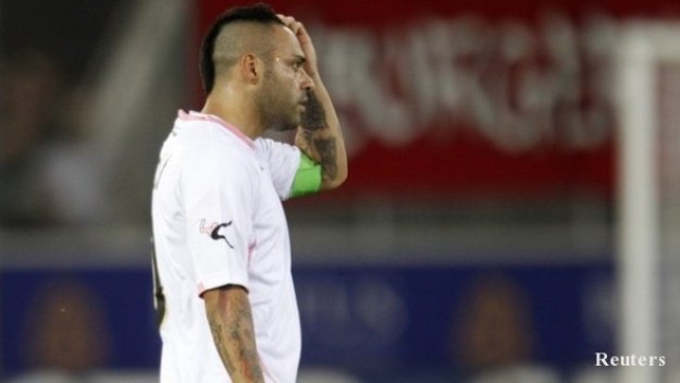 Миколи предложи фланелката си на Дел Пиеро