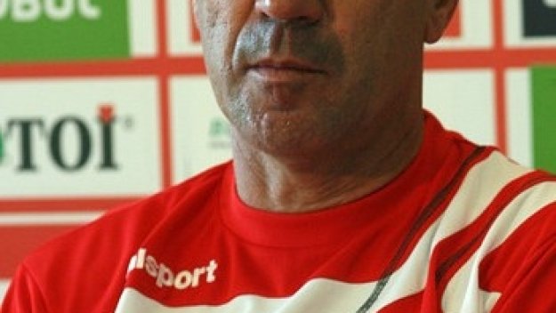 Сашо Борисов ще води ЦСКА срещу Рапид