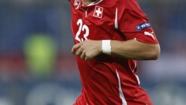 Милан иска Шакири