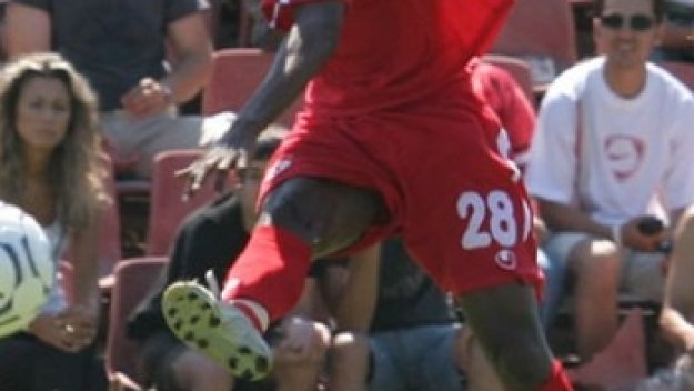 Радуканов върши чудеса - сплотил българи и чужденци