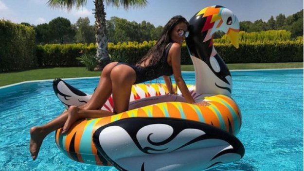 Шок! Николета е бременна от Ники Михайлов? + ГАЛЕРИЯ (18+)