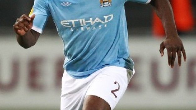 Проблемите за Манчестър Сити продължават, Майка Ричардс се контузи