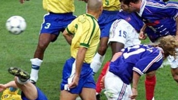 Бразилия и Франция повтарят финала на Мондиал'98