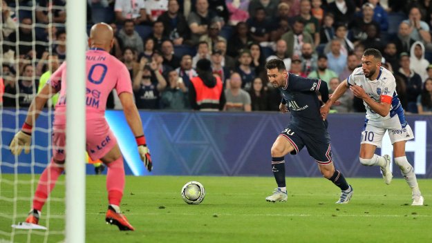 Звездният ПСЖ с нова издънка