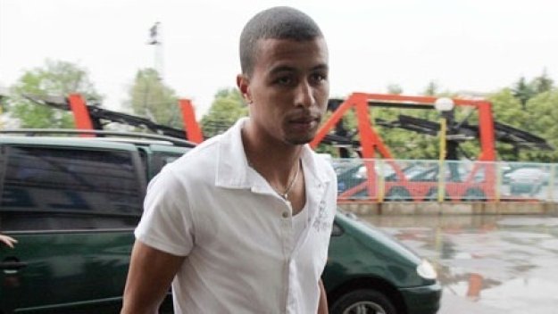 Шакиб Бензукан - национал на Мароко