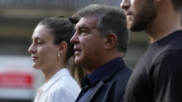 Лапорта: Пике разбира финансовата ситуация, той е емблема