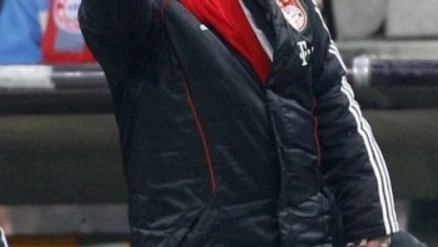 Лацио ще търси чуждестранен треньор, Ван Гаал е сред вариантите