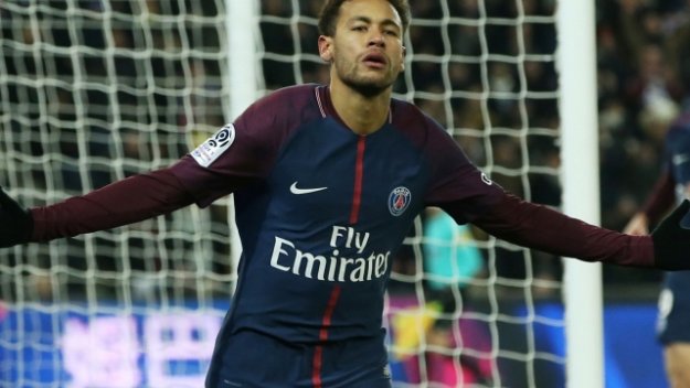 ПСЖ къса с араби заради пари