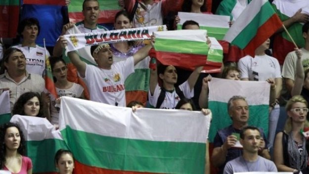 Радо Стойчев удари конско на волейболните ни "лъвове"