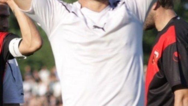 Славия с класически успех над Черноморец