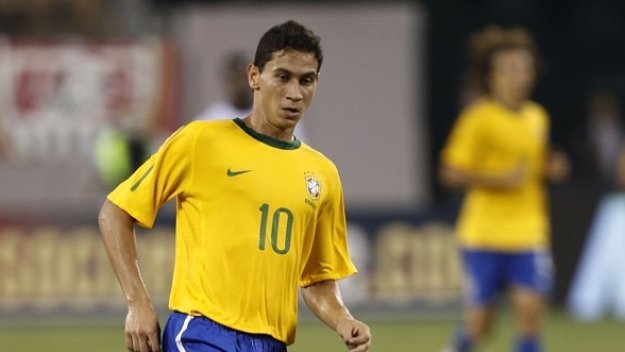 Гансо направи още една крачка към Милан