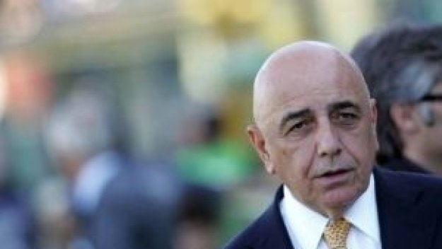 Галиани опроверга слуховете за трансфер на Канаваро в Милан