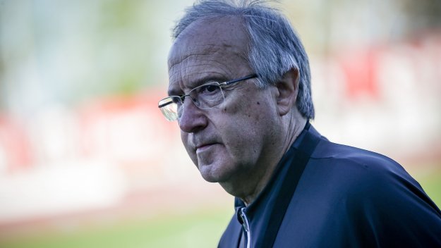 Дерменджиев не отписа Хебър след 4:0
