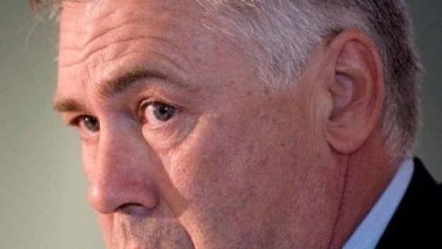 Карлето предпочита Руни пред Меси