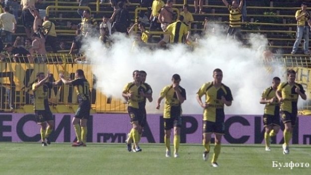 Алжирец не успя да стане пернишки &quot;чук&quot;