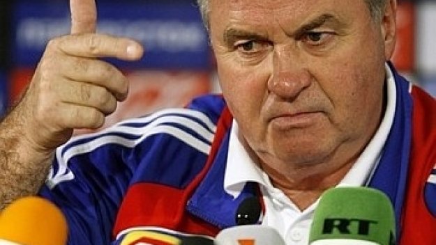 Дрогба моли Хидинк да му стане треньор