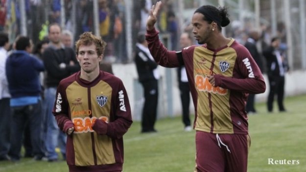 Съотборник на Роналдиньо иска в Дортмунд