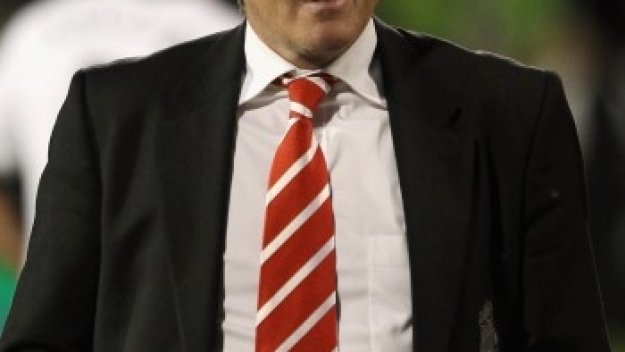 Ливърпул с интерес към дуо от Астън Вила