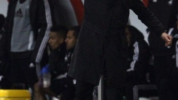 Играчите на Челси бесни на Андре Вилаш-Боаш