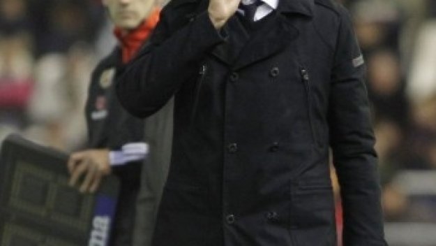 Уволниха Пелегрино след срама срещу Сосиедад