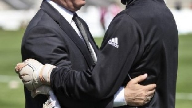 Камата за Боби: По-жалък от него няма