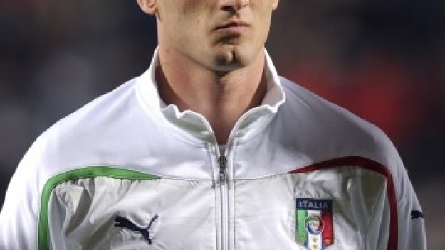 Кико Македа няма да напуска Манчестър Юнайтед