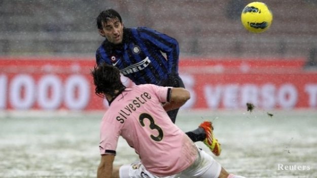 От Наполи се оглеждат за защитник