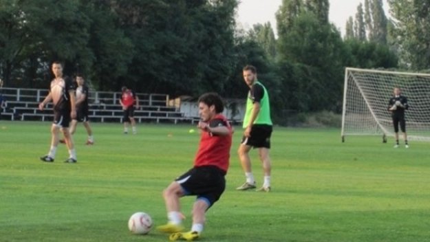 Малкият Каптиев на проби в ЦСКА