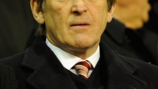 Далглиш: Играчите на Юнайтед не трябва да нападат Руни