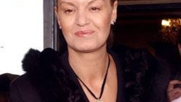 Стефка Костадинова яхва нов джип