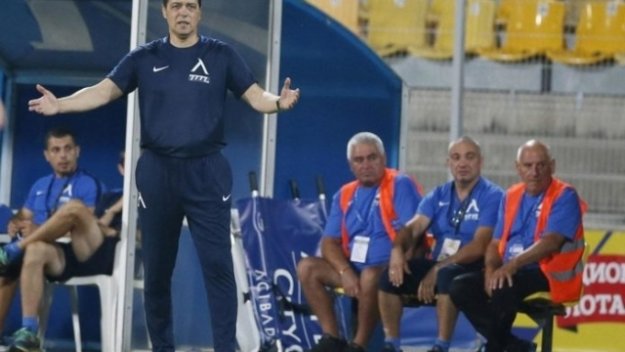 Петър Хубчев доволен от измъчената победа на Левски