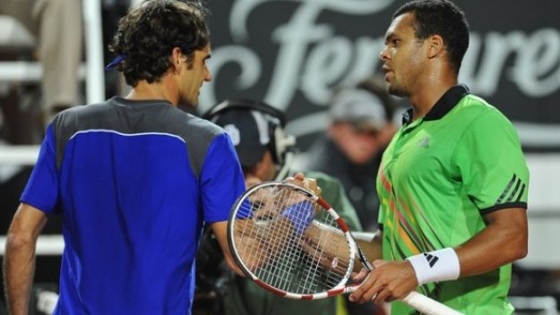 Федерер с убедително начало в Рим