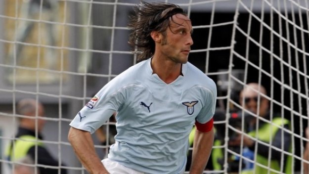 Отнемат 5 точки на Лацио заради Маури