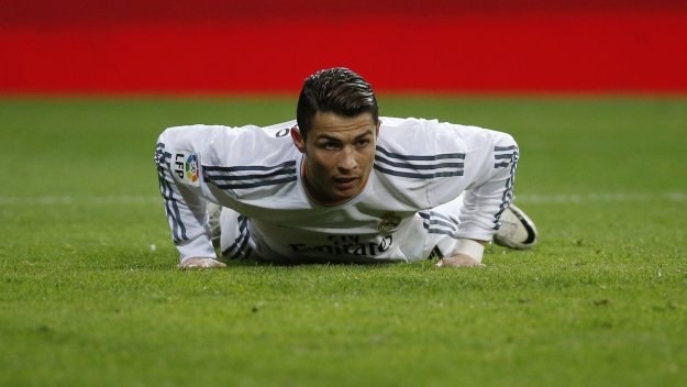 Кристиано може да отнесе 3 мача